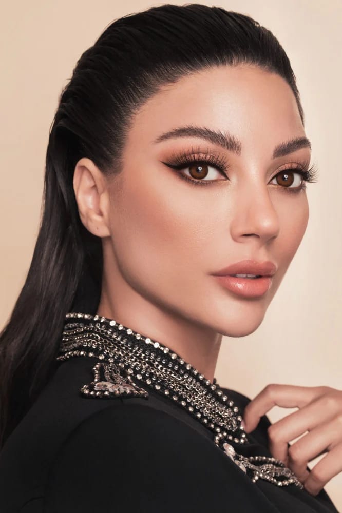 ليندا عدسات لاصقة تجميليه - تان